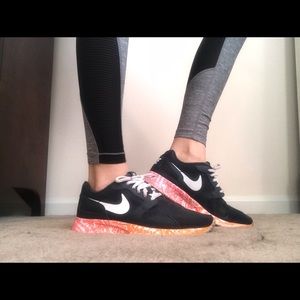 ✨ Nike’s ! ✨ So Comfy! ✨